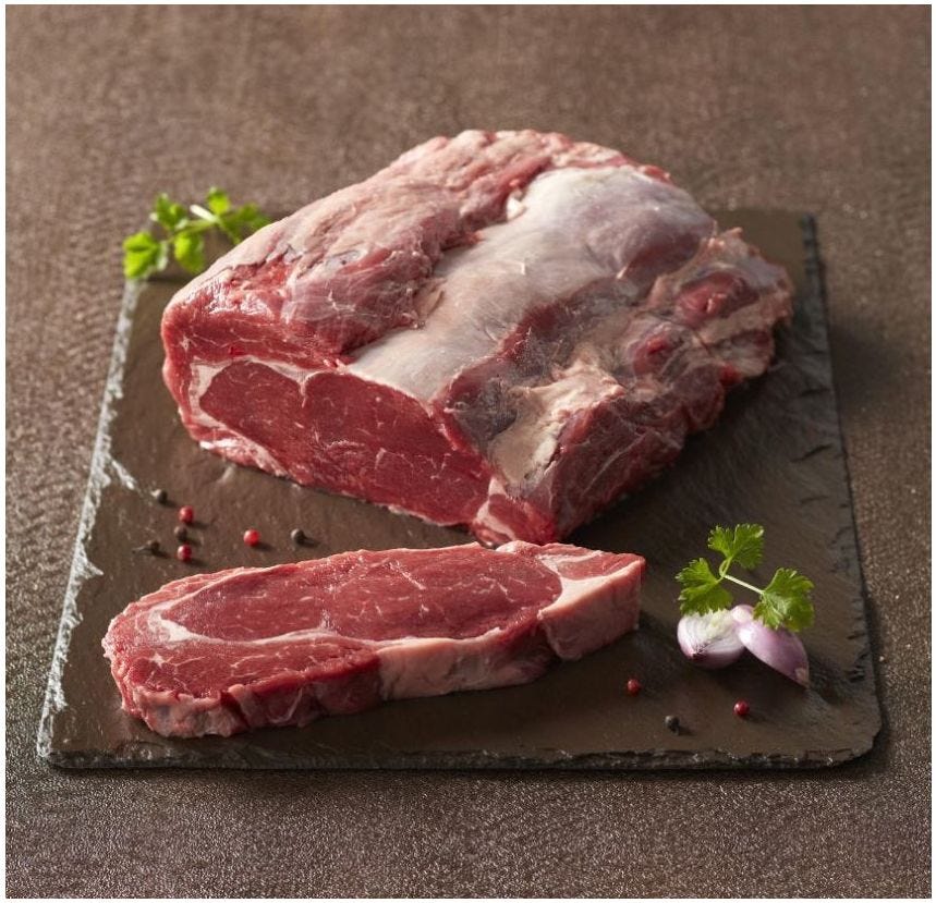 Entrecôte de bœuf Simmental coupée en 2