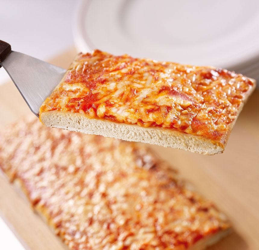 Pizza au fromage en bande