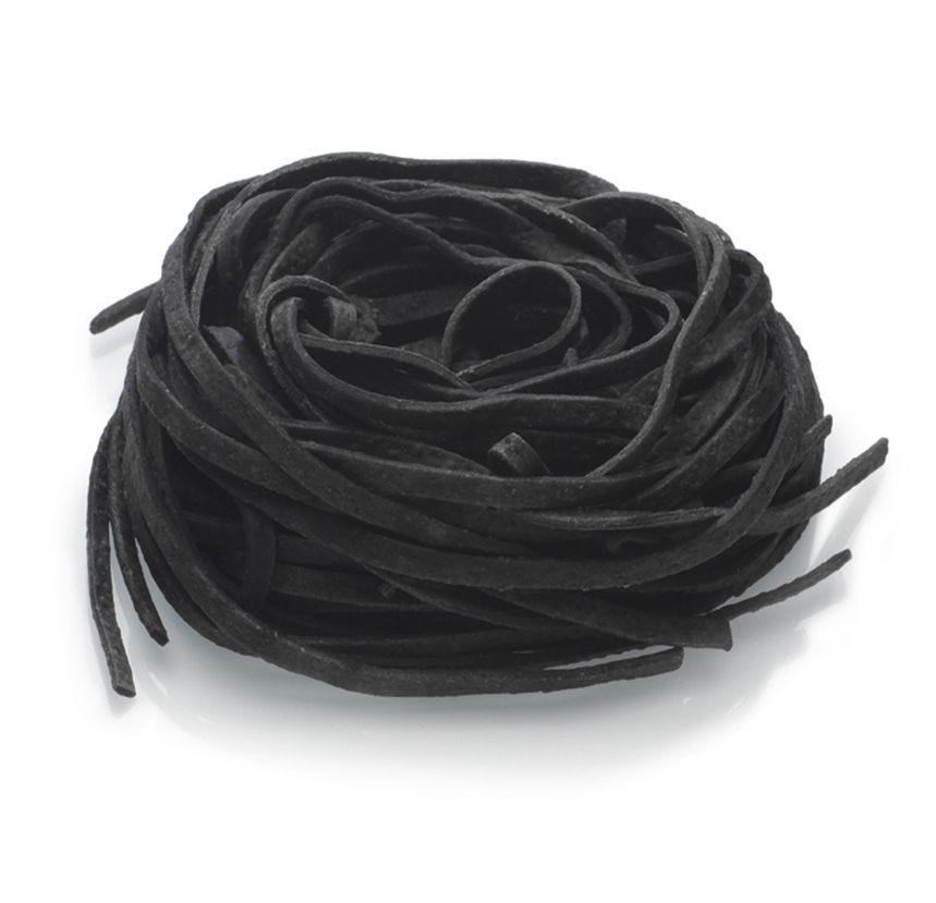 Tagliolini à l'encre de seiche 