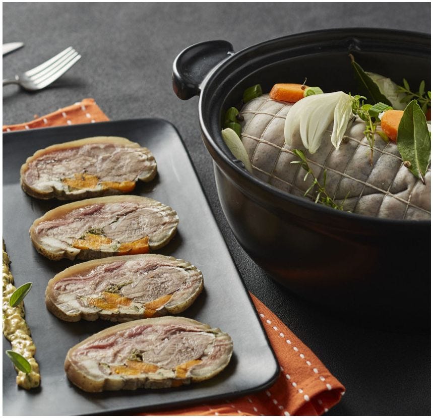 Demi tête de veau grise roulée avec langue