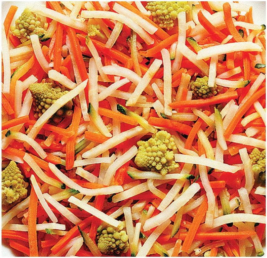 Julienne de légumes et chou romanesco