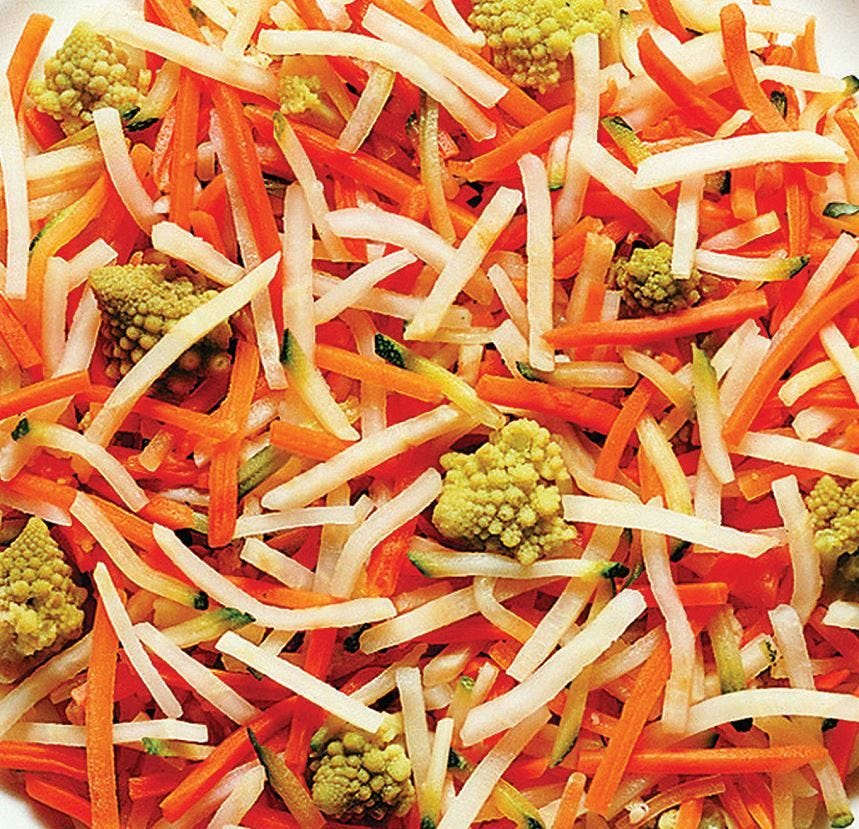 Julienne de légumes et chou romanesco