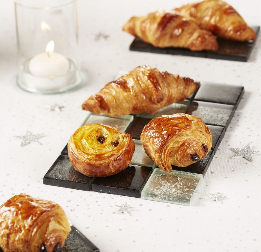 Assortiment de mini viennoiseries au beurre