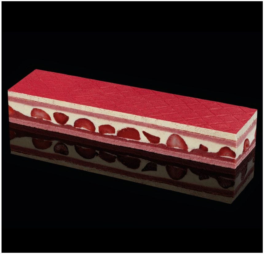 Entremets fraisier pâtissier en bande