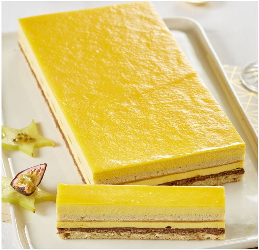 Entremets intense exotique en bande