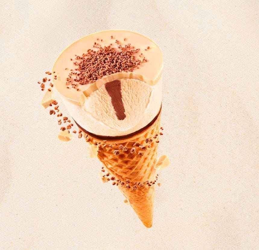 Cône Kinder Bueno white