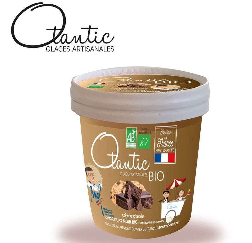 Pot de crème glacée chocolat noir et cookie Bio