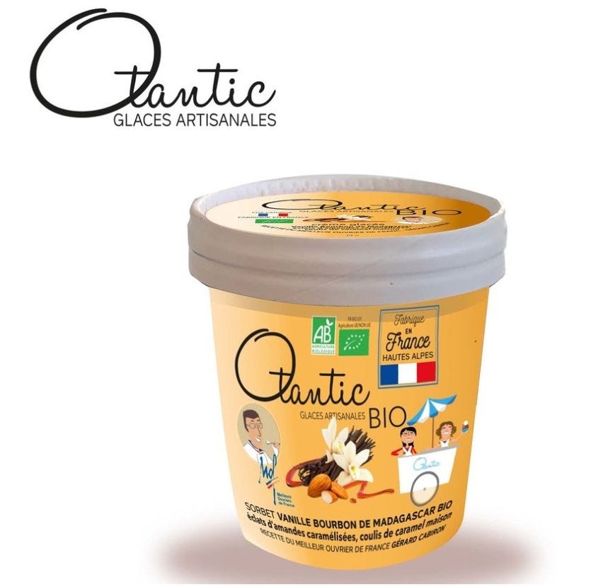 Pot de crème glacée vanille bourbon éclats d'amande Bio