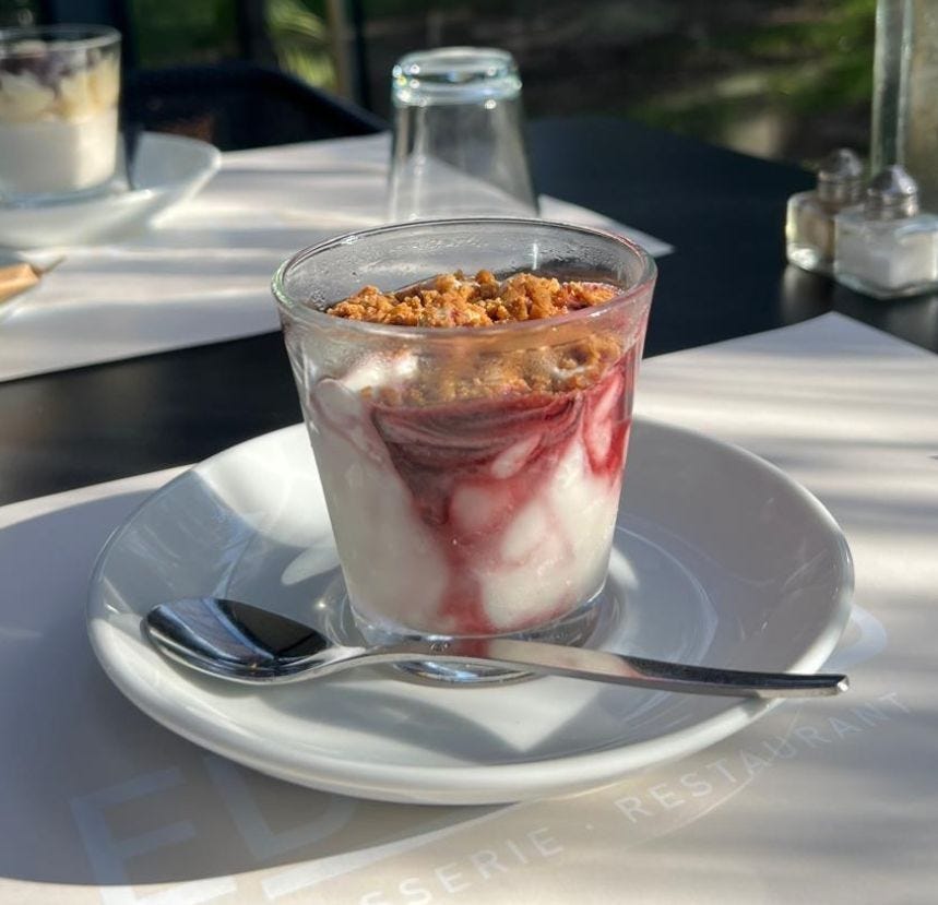 Verrine crème glacée chocolat blanc fruits rouges