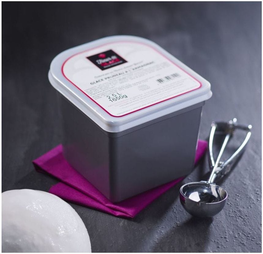 Glace maître artisan bulgare